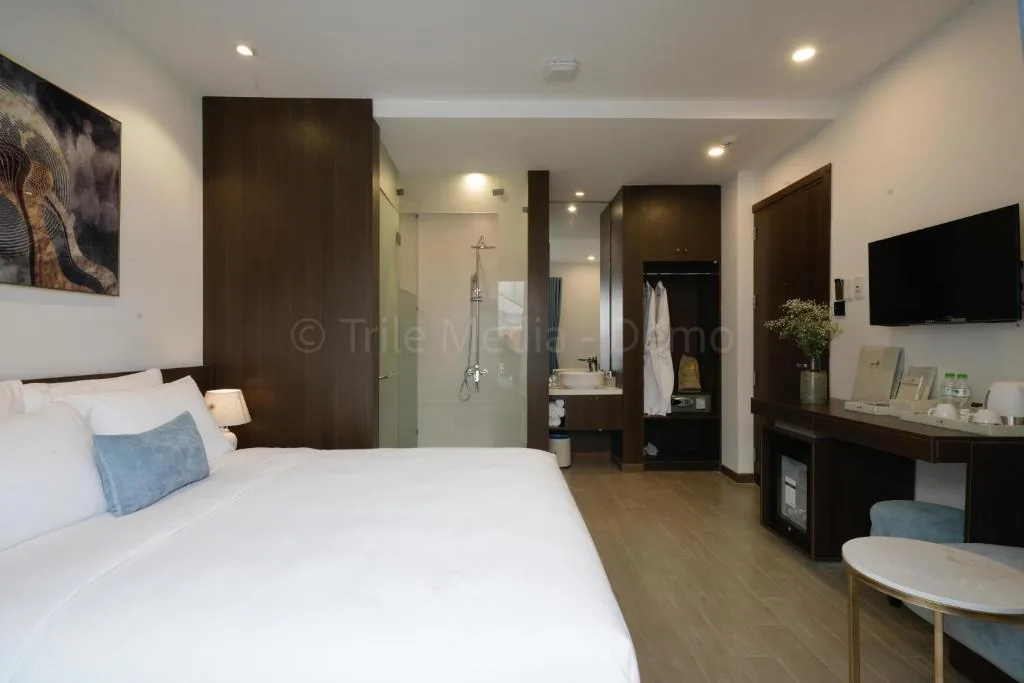 Double Room with Garden View — Lion King Hotel